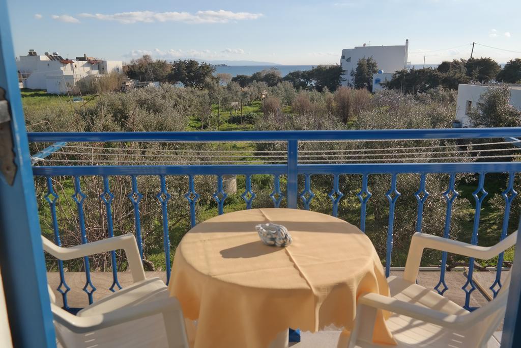 Mina'S Studios In Naxos Island Agios Prokopios  Zimmer foto