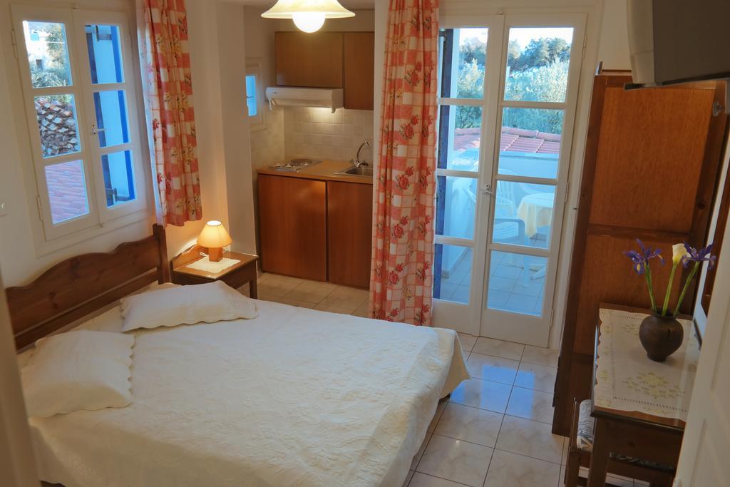 Mina'S Studios In Naxos Island Agios Prokopios  Zimmer foto