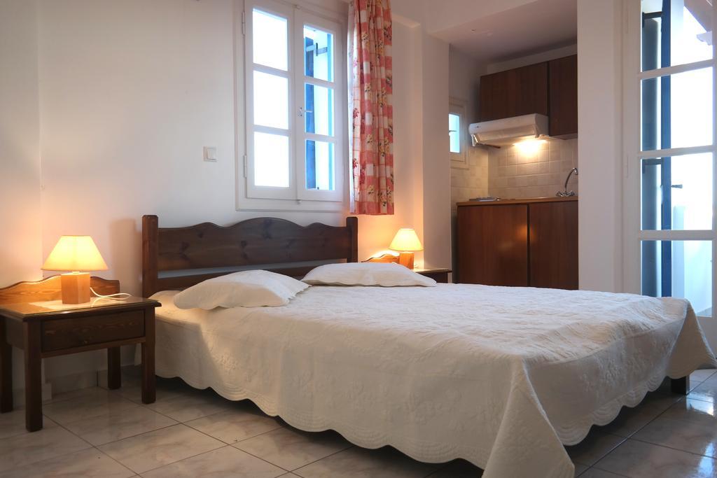 Mina'S Studios In Naxos Island Agios Prokopios  Zimmer foto