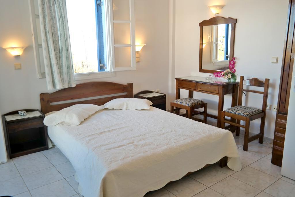 Mina'S Studios In Naxos Island Agios Prokopios  Zimmer foto