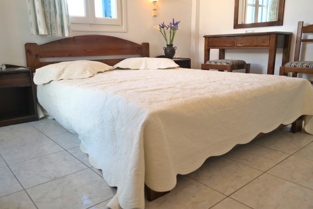 Mina'S Studios In Naxos Island Agios Prokopios  Zimmer foto